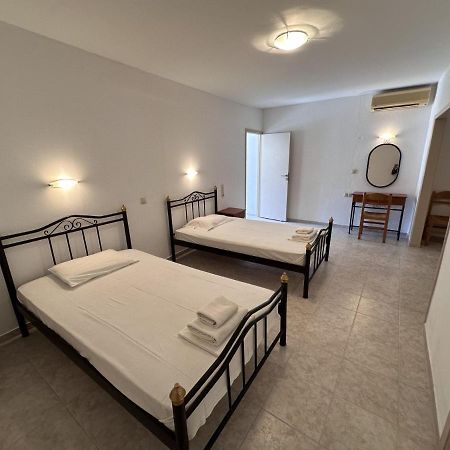 Sfinias Apartments Kaloi Limenes Exterior photo