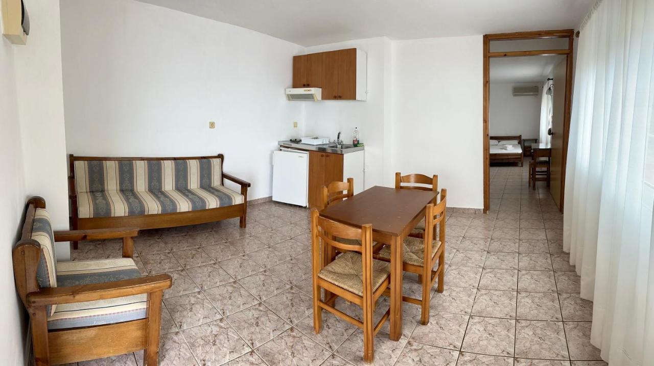 Sfinias Apartments Kaloi Limenes Exterior photo