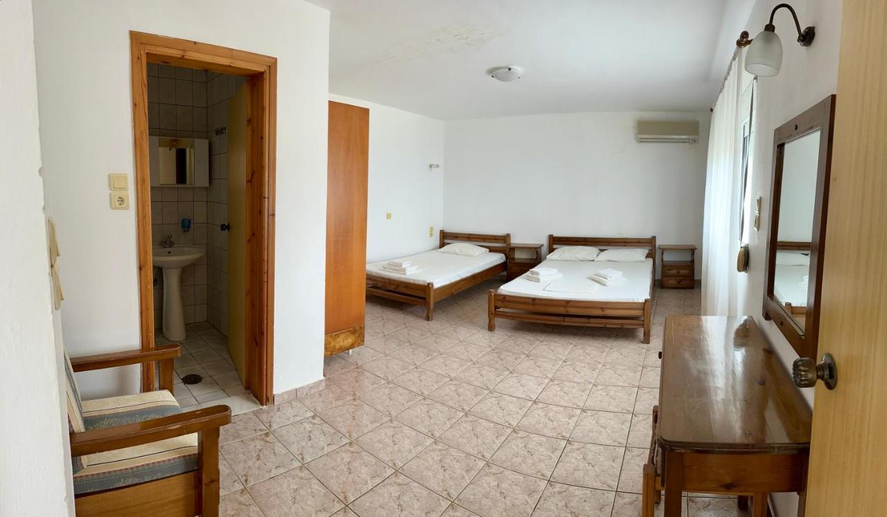 Sfinias Apartments Kaloi Limenes Exterior photo