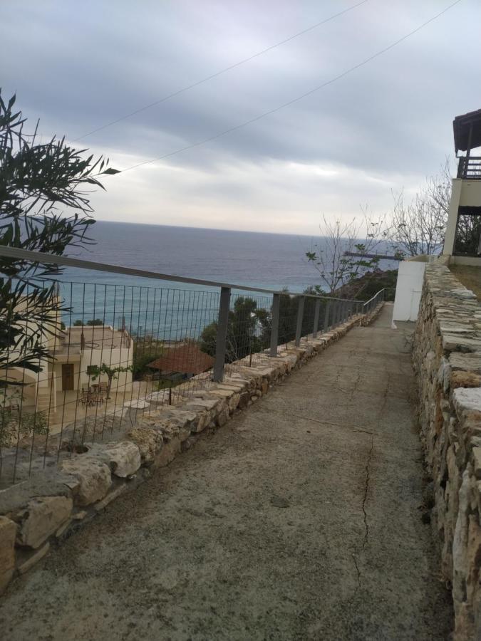 Sfinias Apartments Kaloi Limenes Exterior photo
