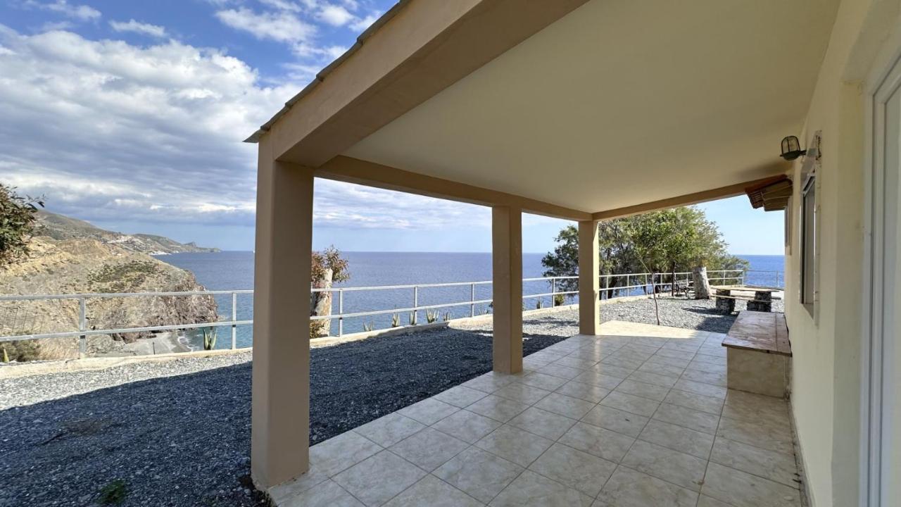 Sfinias Apartments Kaloi Limenes Exterior photo