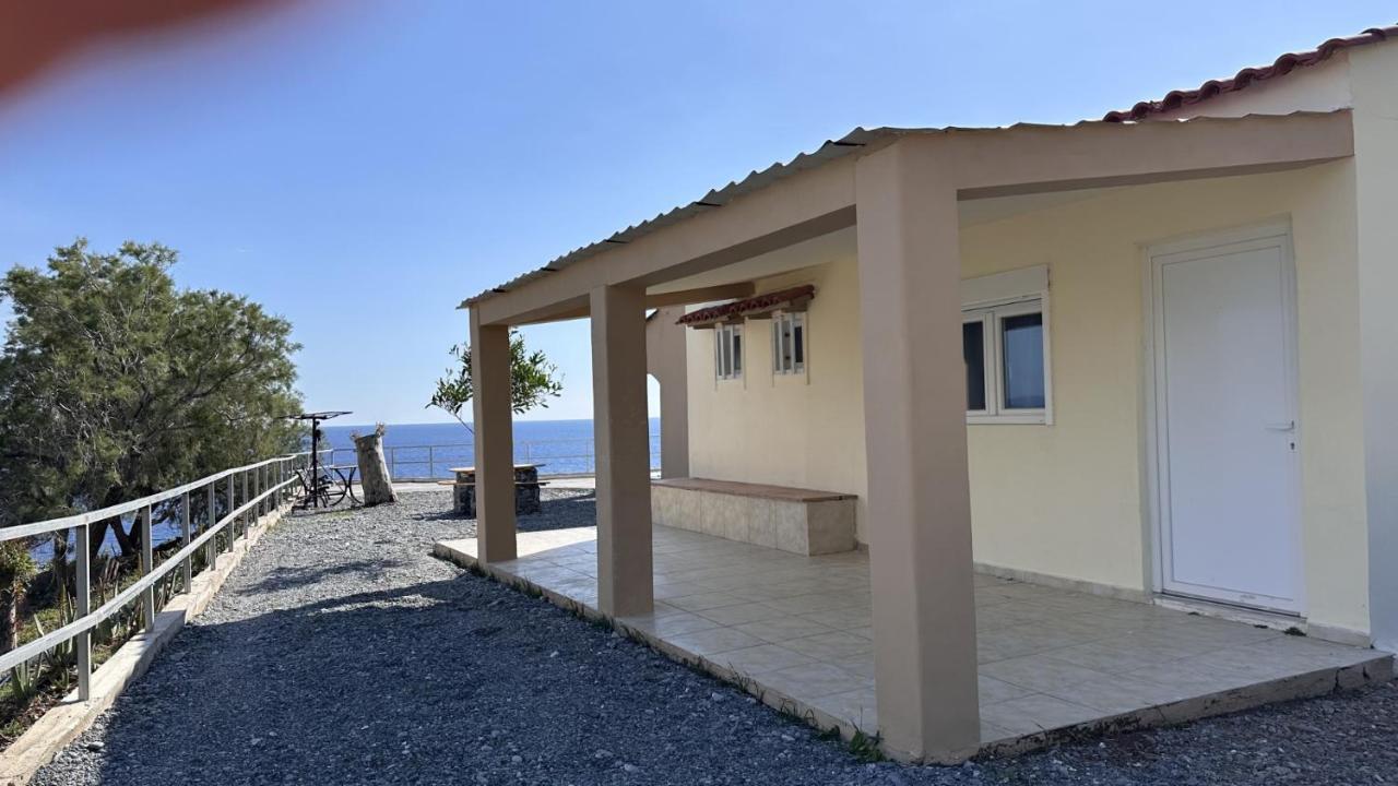Sfinias Apartments Kaloi Limenes Exterior photo