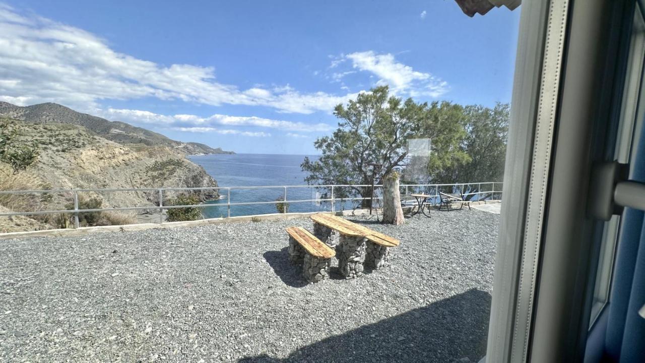 Sfinias Apartments Kaloi Limenes Exterior photo