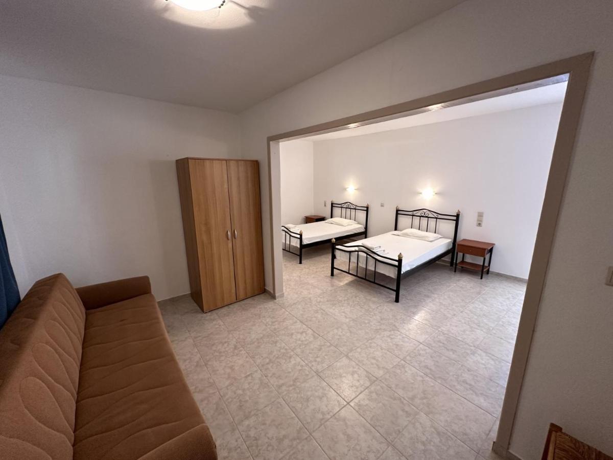 Sfinias Apartments Kaloi Limenes Exterior photo