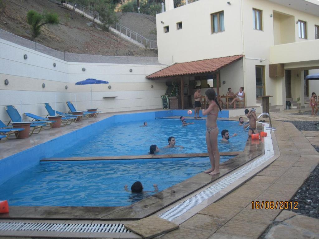Sfinias Apartments Kaloi Limenes Exterior photo