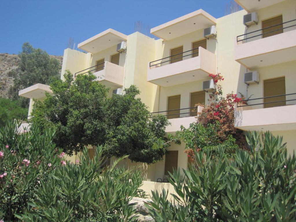 Sfinias Apartments Kaloi Limenes Exterior photo
