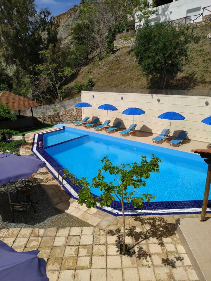 Sfinias Apartments Kaloi Limenes Exterior photo