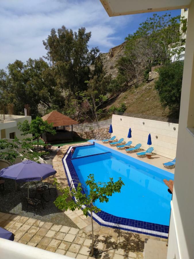 Sfinias Apartments Kaloi Limenes Exterior photo